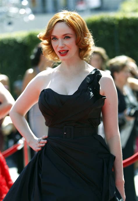 Christina Hendricks Denies Naked Photo Leaked On Internet Is Her